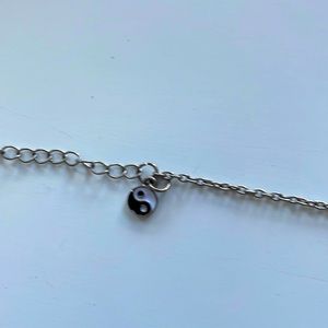 Cute bracelet, black, white and silver, yin Yang sign, rue 21